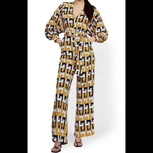 DOLMAN-SLEEVE GEO-CHAIN JUMPSUIT